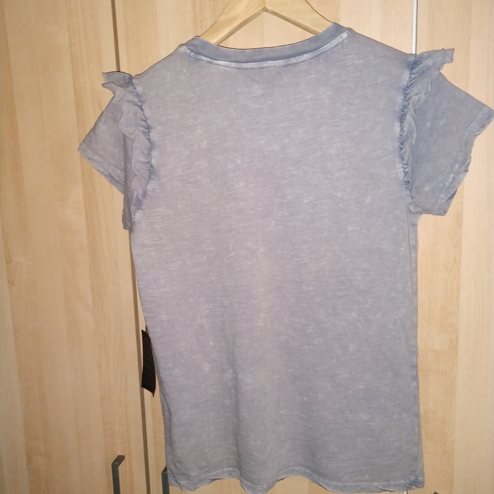 Shirt - Picture 2 of 4
